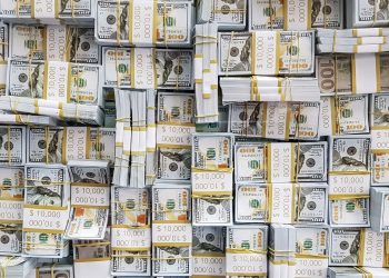 Dólar cai a R$ 5,14 com alívio no mercado externo