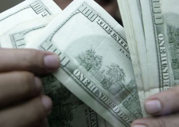 Dólar sobe a R$ 5,19 após tom mais duro de presidente do Fed