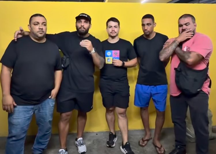 Donos de hamburguerias fazem campanha para reformar pizzaria que pegou fogo em Campos