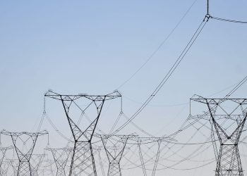 ONS suspende geração excedente de energia pela segunda vez no ano