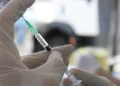 Campanha contra sarampo vacinou 280 mil pessoas em SP em uma semana