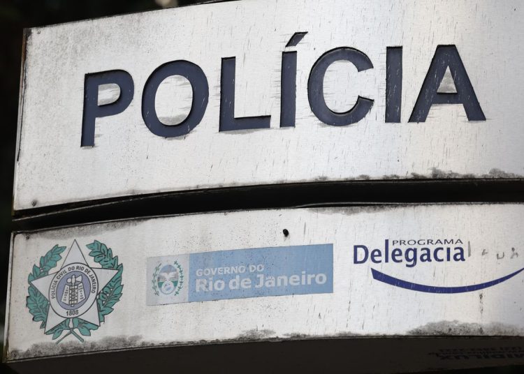 Jogadores de futebol são suspeitos de ligação com tráfico de drogas