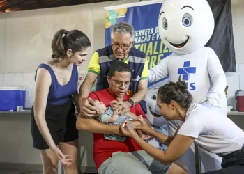 Dia D atualiza vacinação infantil e reforça alerta contra sarampo