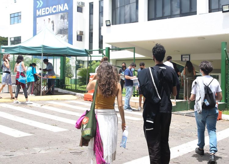 Renegociação de dívidas do Fies pode ser feita até 16 de setembro