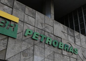 Petrobras tem lucro líquido de R$ 52,4 bi no segundo trimestre