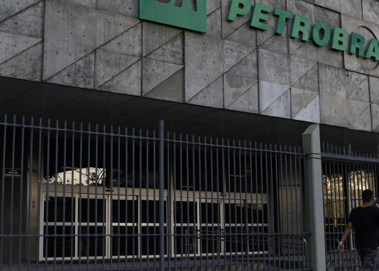 Petrobras negocia exploração em Gana para ampliar presença na África