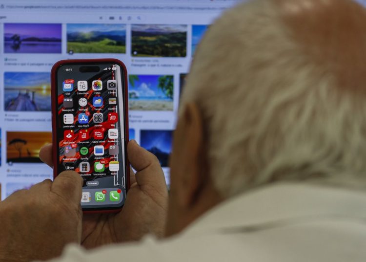 Organização lança no Brasil movimento Um Dia sem Internet