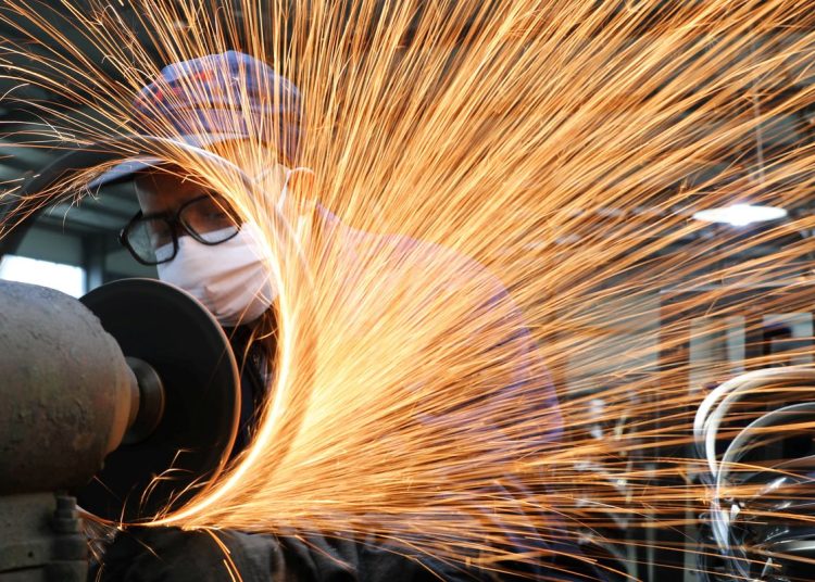 Produção da indústria brasileira cai 1,8% de maio para junho