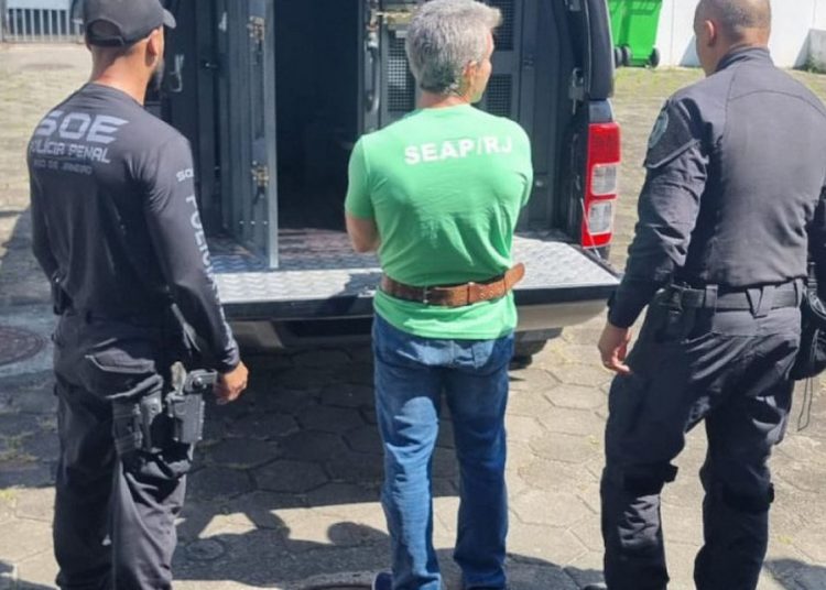 Operação apreende mil telefones em presídios do Rio, em 50 dias
