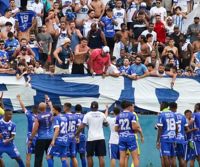 Buscando se firmar nas primeiras colocações, Goytacaz recebe o Petrópolis