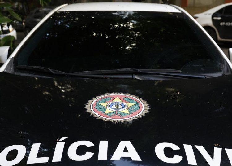 Polícia Civil do RJ faz operação contra venda online de abortivos