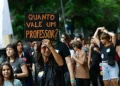 Professores de escolas particulares do Rio fazem greve de 24 horas