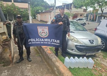 Sete pessoas são presas e 30 litros de “loló” são apreendidos em operação da PM