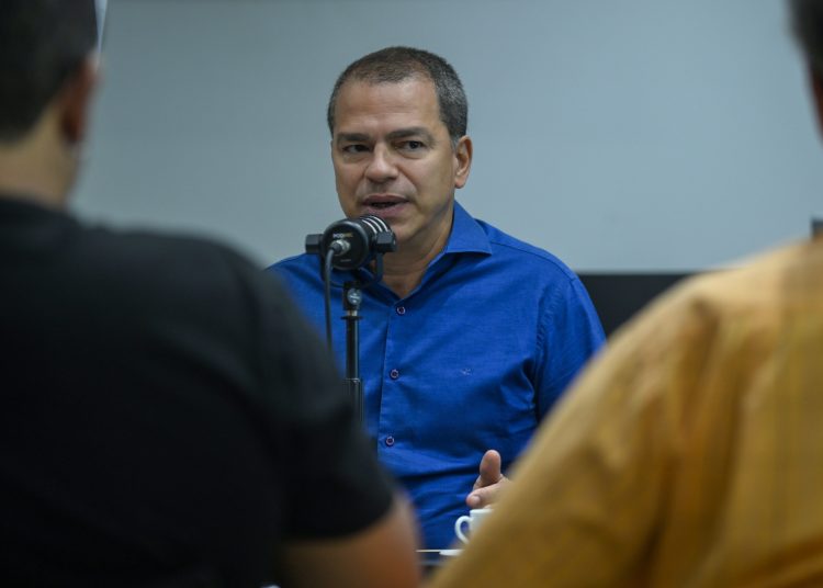 Frederico Paes declara apoio a Flávio Bolsonaro no segundo turno e afirma: “Meu partido é Campos”