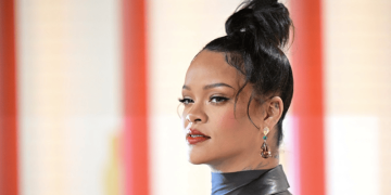 Rihanna diz ter ‘pelo menos 170 músicas inéditas para lançar