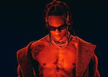 Lollapalooza 2027 anuncia line-up com Travis Scott, Charlie XCX e David Guetta