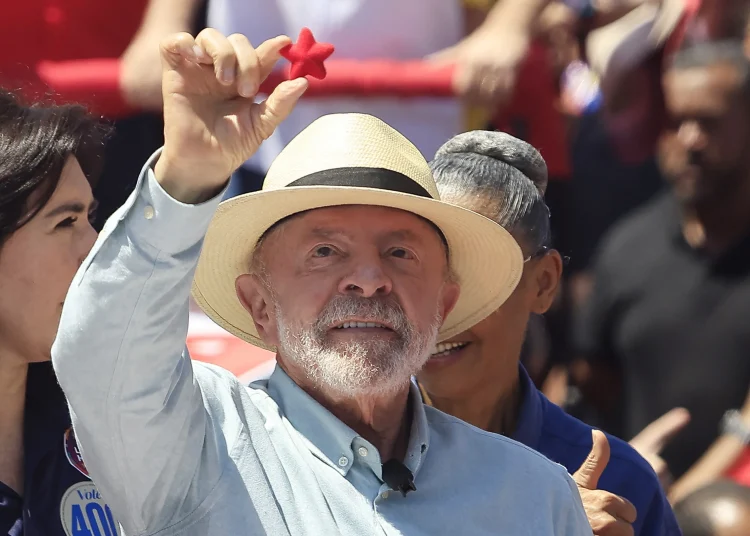 Lula avança em redutos do PL no Rio e ganha quase 177 mil votos na Baixada Fluminense