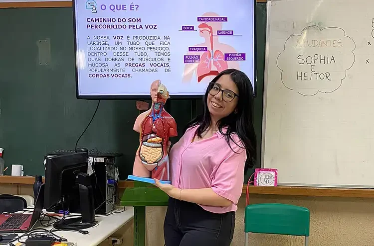 Docentes usam inteligência artificial para inovar e engajar alunos